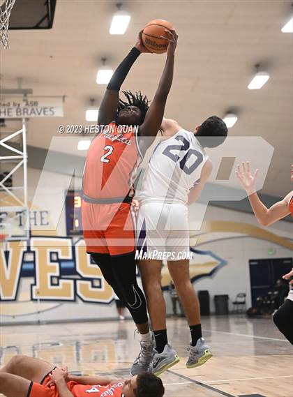 Thumbnail 3 in Lynwood vs. Pacifica Christian/Orange County (MLK Classic) photogallery.