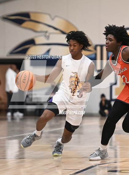 Thumbnail 3 in Lynwood vs. Pacifica Christian/Orange County (MLK Classic) photogallery.