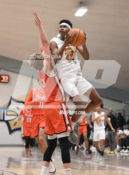 Thumbnail 3 in Lynwood vs. Pacifica Christian/Orange County (MLK Classic) photogallery.