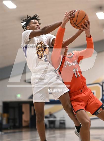 Thumbnail 3 in Lynwood vs. Pacifica Christian/Orange County (MLK Classic) photogallery.