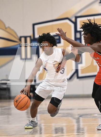 Thumbnail 2 in Lynwood vs. Pacifica Christian/Orange County (MLK Classic) photogallery.