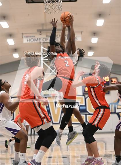 Thumbnail 2 in Lynwood vs. Pacifica Christian/Orange County (MLK Classic) photogallery.