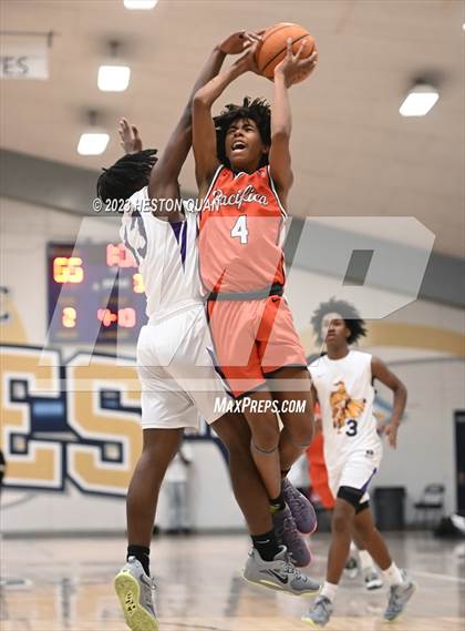 Thumbnail 1 in Lynwood vs. Pacifica Christian/Orange County (MLK Classic) photogallery.