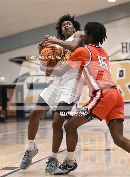Thumbnail 1 in Lynwood vs. Pacifica Christian/Orange County (MLK Classic) photogallery.