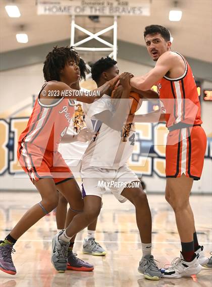 Thumbnail 1 in Lynwood vs. Pacifica Christian/Orange County (MLK Classic) photogallery.