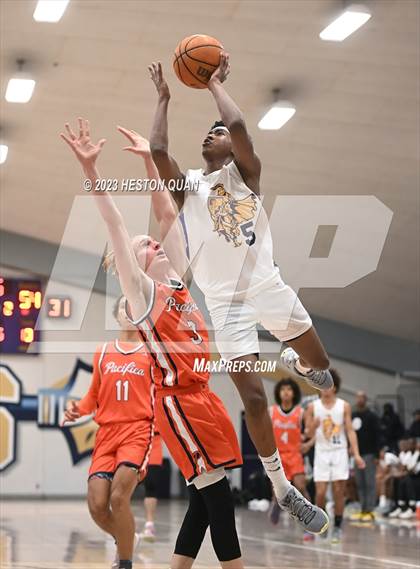 Thumbnail 1 in Lynwood vs. Pacifica Christian/Orange County (MLK Classic) photogallery.