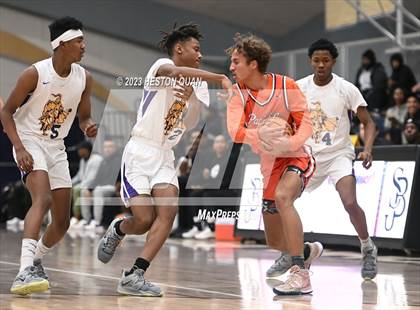 Thumbnail 1 in Lynwood vs. Pacifica Christian/Orange County (MLK Classic) photogallery.
