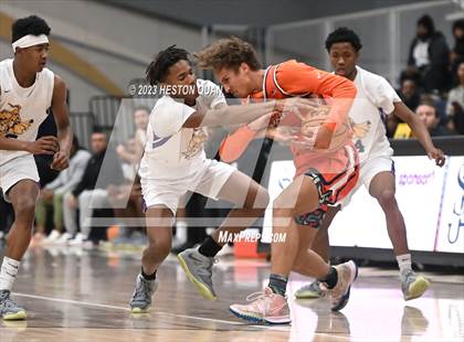 Thumbnail 2 in Lynwood vs. Pacifica Christian/Orange County (MLK Classic) photogallery.