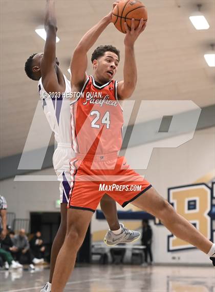 Thumbnail 3 in Lynwood vs. Pacifica Christian/Orange County (MLK Classic) photogallery.