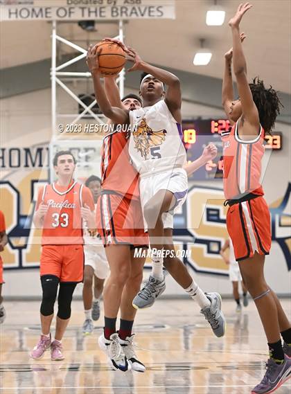Thumbnail 2 in Lynwood vs. Pacifica Christian/Orange County (MLK Classic) photogallery.
