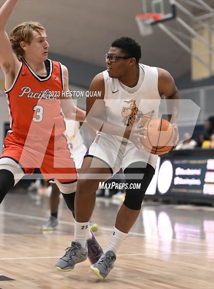 Thumbnail 2 in Lynwood vs. Pacifica Christian/Orange County (MLK Classic) photogallery.
