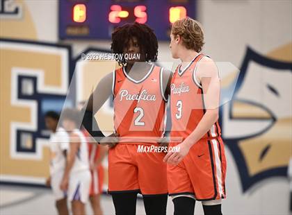 Thumbnail 3 in Lynwood vs. Pacifica Christian/Orange County (MLK Classic) photogallery.