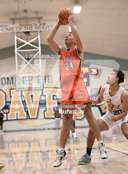 Thumbnail 1 in Lynwood vs. Pacifica Christian/Orange County (MLK Classic) photogallery.