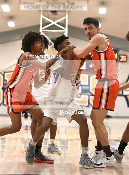 Thumbnail 3 in Lynwood vs. Pacifica Christian/Orange County (MLK Classic) photogallery.