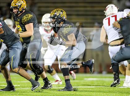 Thumbnail 2 in Malakoff vs. Pottsboro (UIL 3A D1 Area) photogallery.