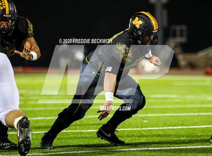 Thumbnail 2 in Malakoff vs. Pottsboro (UIL 3A D1 Area) photogallery.