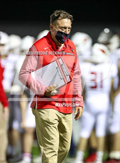 Thumbnail 1 in Malakoff vs. Pottsboro (UIL 3A D1 Area) photogallery.