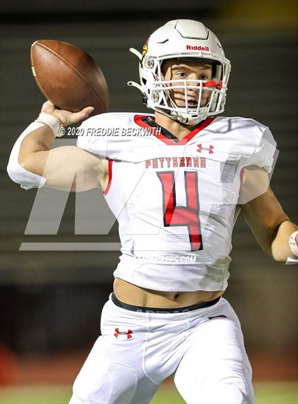 Thumbnail 3 in Malakoff vs. Pottsboro (UIL 3A D1 Area) photogallery.