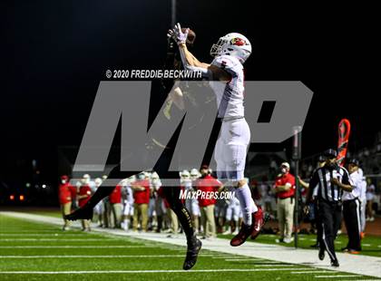 Thumbnail 2 in Malakoff vs. Pottsboro (UIL 3A D1 Area) photogallery.