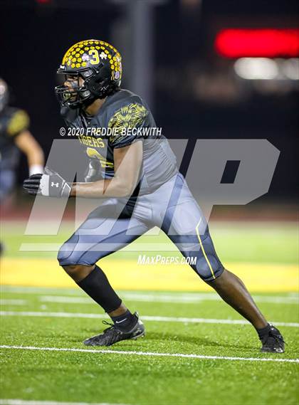 Thumbnail 1 in Malakoff vs. Pottsboro (UIL 3A D1 Area) photogallery.