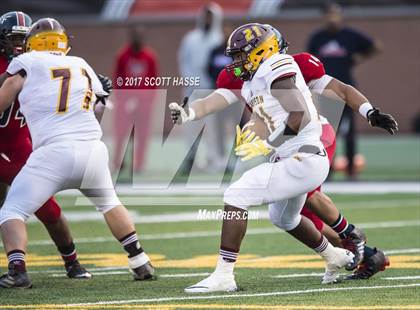 Thumbnail 3 in Davison vs. Southfield Arts & Tech photogallery.