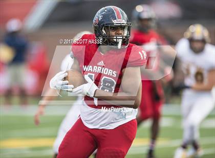 Thumbnail 3 in Davison vs. Southfield Arts & Tech photogallery.