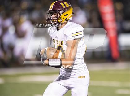 Thumbnail 2 in Davison vs. Southfield Arts & Tech photogallery.