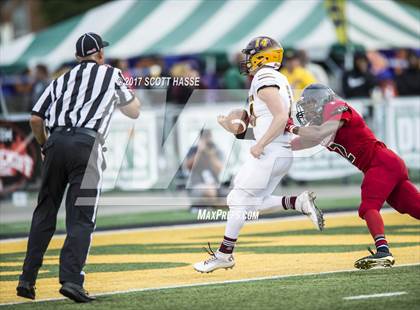 Thumbnail 1 in Davison vs. Southfield Arts & Tech photogallery.