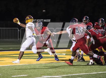 Thumbnail 2 in Davison vs. Southfield Arts & Tech photogallery.
