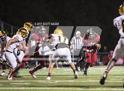 Thumbnail 3 in Davison vs. Southfield Arts & Tech photogallery.