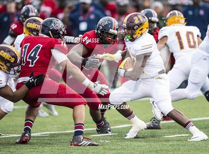 Thumbnail 3 in Davison vs. Southfield Arts & Tech photogallery.