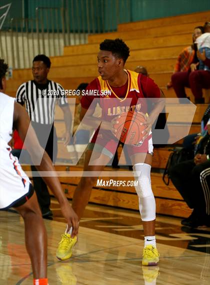 Thumbnail 2 in Cosumnes Oaks vs Liberty (Adidas Challenge) photogallery.