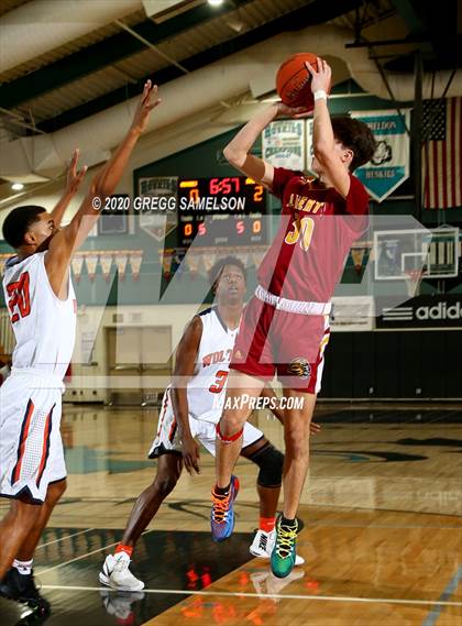 Thumbnail 3 in Cosumnes Oaks vs Liberty (Adidas Challenge) photogallery.