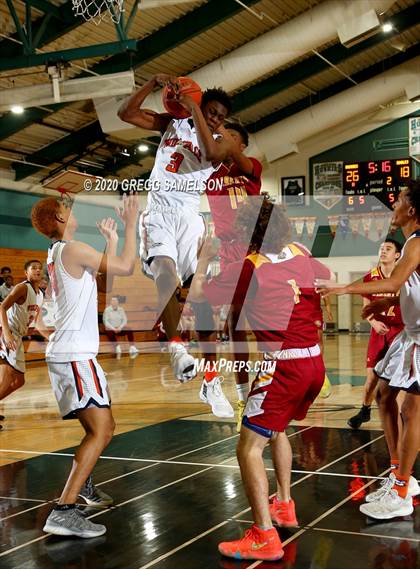 Thumbnail 3 in Cosumnes Oaks vs Liberty (Adidas Challenge) photogallery.
