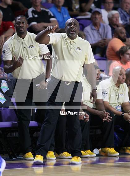 Thumbnail 2 in Simeon vs. McEachern (City of Palms Classic) photogallery.