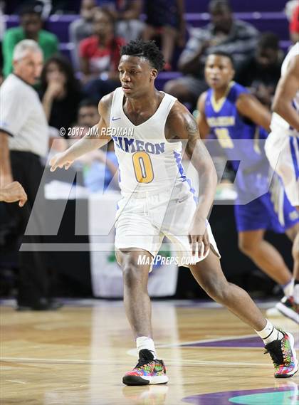 Thumbnail 1 in Simeon vs. McEachern (City of Palms Classic) photogallery.