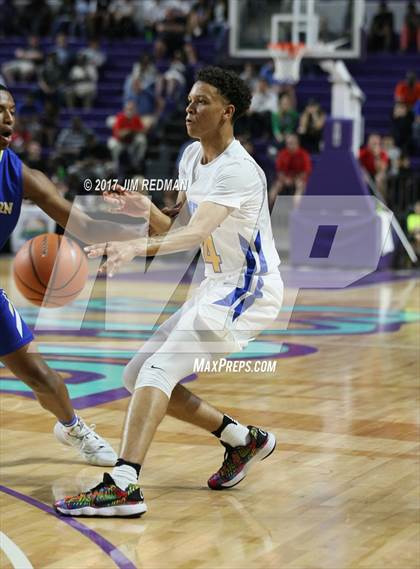 Thumbnail 3 in Simeon vs. McEachern (City of Palms Classic) photogallery.