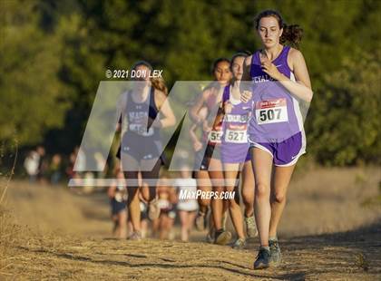 Thumbnail 3 in Center Meet #2 photogallery.