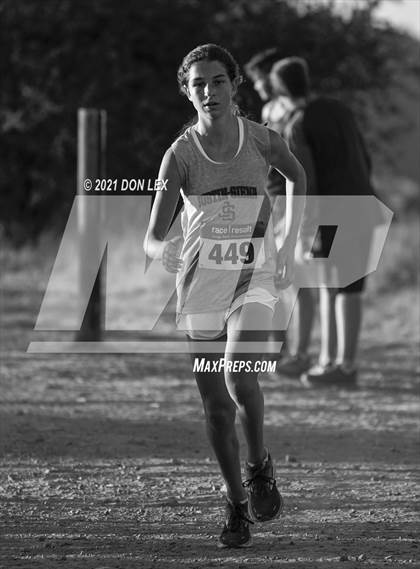 Thumbnail 3 in Center Meet #2 photogallery.