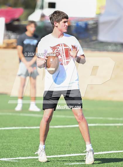 Thumbnail 2 in Paradise Honors vs. Morenci (ACU 7v7 Tournament) photogallery.