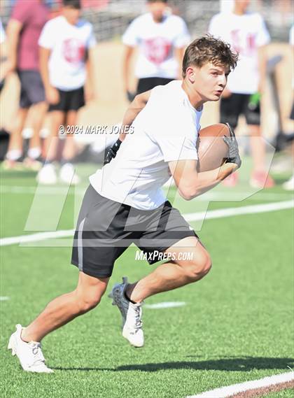 Thumbnail 1 in Paradise Honors vs. Morenci (ACU 7v7 Tournament) photogallery.