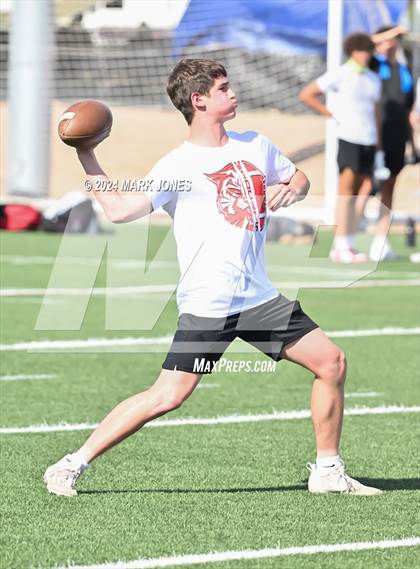 Thumbnail 2 in Paradise Honors vs. Morenci (ACU 7v7 Tournament) photogallery.