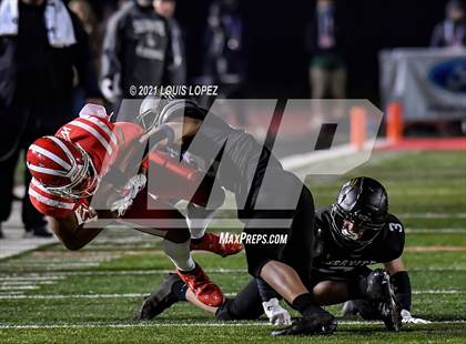 Thumbnail 3 in Mater Dei vs. Servite (CIF SS DIV 1 Championship) photogallery.