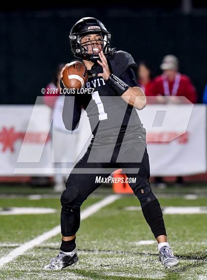 Thumbnail 2 in Mater Dei vs. Servite (CIF SS DIV 1 Championship) photogallery.