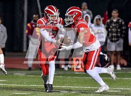 Thumbnail 3 in Mater Dei vs. Servite (CIF SS DIV 1 Championship) photogallery.
