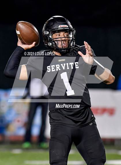 Thumbnail 3 in Mater Dei vs. Servite (CIF SS DIV 1 Championship) photogallery.