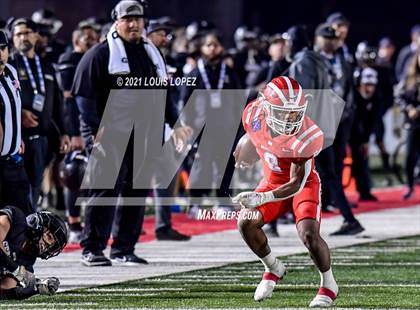 Thumbnail 2 in Mater Dei vs. Servite (CIF SS DIV 1 Championship) photogallery.