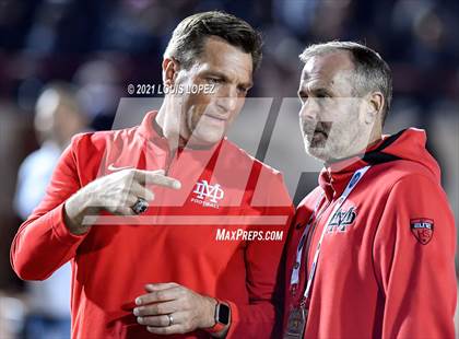Thumbnail 3 in Mater Dei vs. Servite (CIF SS DIV 1 Championship) photogallery.