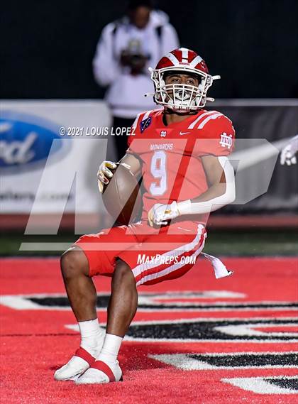 Thumbnail 3 in Mater Dei vs. Servite (CIF SS DIV 1 Championship) photogallery.