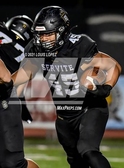 Thumbnail 1 in Mater Dei vs. Servite (CIF SS DIV 1 Championship) photogallery.